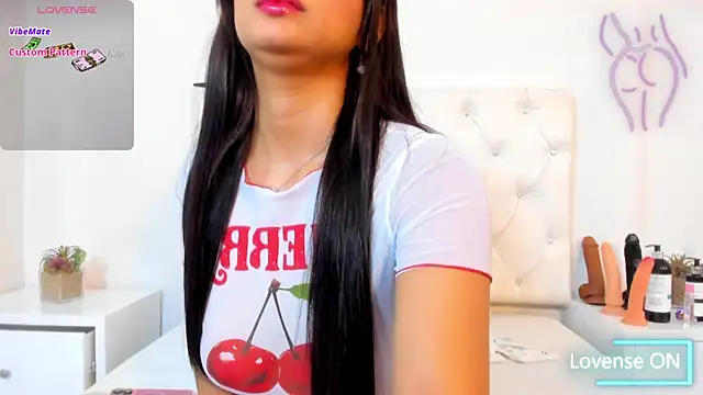 Snapshot of DulceColeman chatting on October 2025 07:25:02 PM DulceColeman online show from October 2025 07:25:02 PM