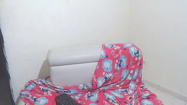 Snapshot of spicycouplex chatting on February 2025 08:33:02 AM spicycouplex online show from February 2025 08:33:02 AM