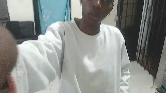 Snapshot of spicycouplex chatting on February 2025 05:09:02 AM spicycouplex online show from February 2025 05:09:02 AM