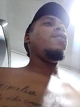 Snapshot of spicycouplex chatting on September 2025 03:50:02 AM spicycouplex online show from September 2025 03:50:02 AM