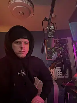 traejddd online show from April 2026 04:34:01 AM