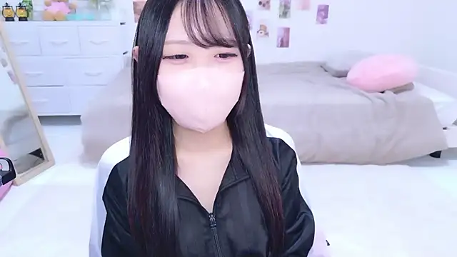 Suzu ch xx online show from November 2025 01:32:02 PM