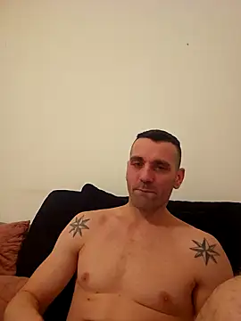 Snapshot of Aian09 chatting on January 2025 08:21:01 PM Aian09 online show from January 2025 08:21:01 PM