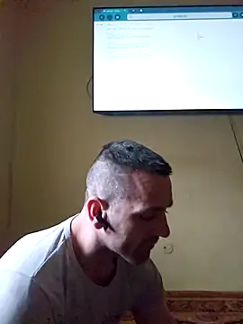 Snapshot of Aian09 chatting on February 2025 02:15:02 PM Aian09 online show from February 2025 02:15:02 PM