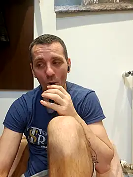 Snapshot of Aian09 chatting on March 2025 04:43:01 AM Aian09 online show from March 2025 04:43:01 AM