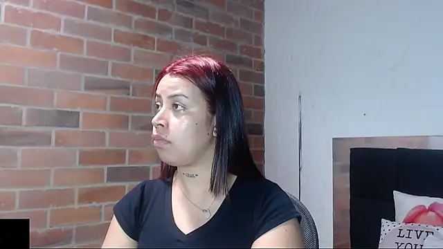 Snapshot of salome__hills1 chatting on March 2025 07:10:02 PM salome hills1 online show from March 2025 07:10:02 PM