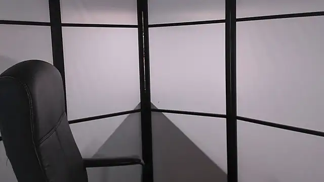 Snapshot of Goddess-Rose chatting on December 2024 11:57:02 PM Goddess-Rose online show from December 2024 11:57:02 PM