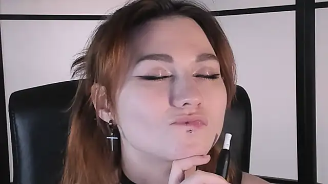 Snapshot of Goddess-Rose chatting on December 2024 12:53:01 AM Goddess-Rose online show from December 2024 12:53:01 AM