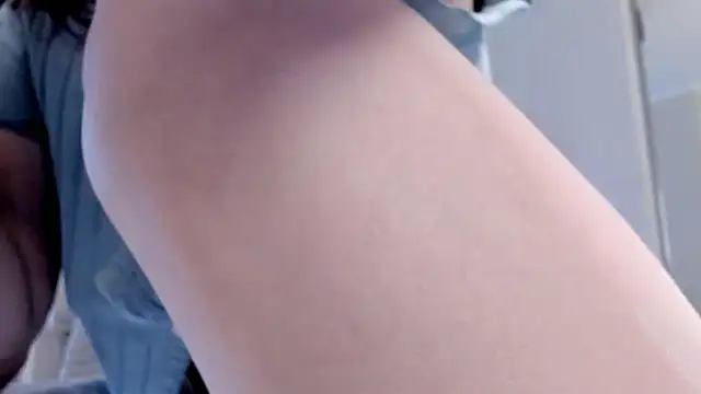 Snapshot of Britney_Ross chatting on January 2025 07:08:02 AM Britney Ross online show from January 2025 07:08:02 AM