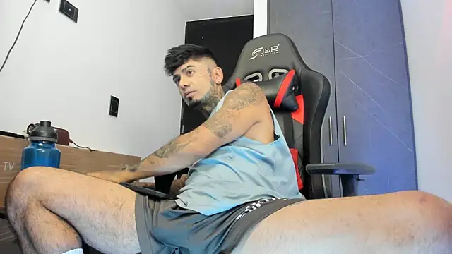 sergiio mesa27 online show from February 2025 02:40:02 AM