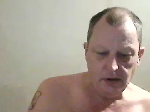 Snapshot of chubbybear2cum chatting on December 2024 05:02:01 AM chubbybear2cum online show from December 2024 05:02:01 AM