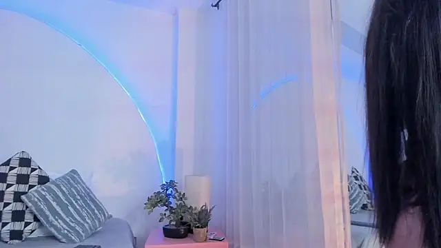 Snapshot of Grace_Duppon chatting on January 2025 07:43:01 PM Grace Duppon online show from January 2025 07:43:01 PM