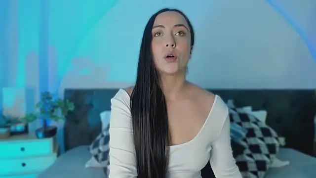 Snapshot of Grace_Duppon chatting on February 2025 07:36:01 PM Grace Duppon online show from February 2025 07:36:01 PM