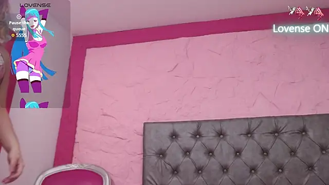 Pearl Michelts online show from October 2025 12:48:02 PM