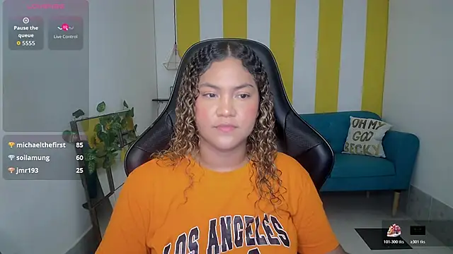 Cristal War online show from November 2025 11:26:02 PM