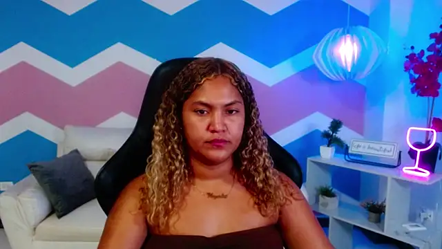 Cristal War online show from January 2026 11:21:02 PM