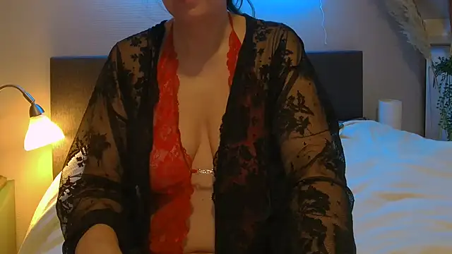 Snapshot of Ella_Next_Door chatting on February 2025 07:36:02 AM Ella Next Door online show from February 2025 07:36:02 AM