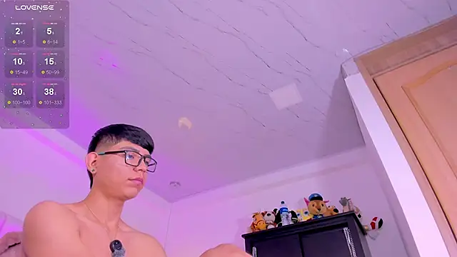 CodyTwink online show from April 2026 11:30:02 AM