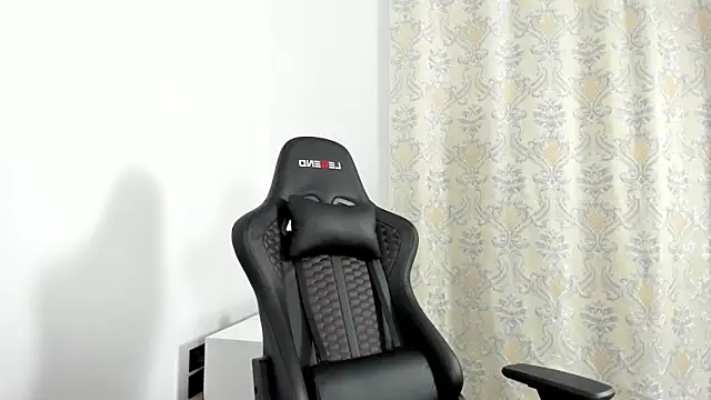 Snapshot of Sweet-bb chatting on September 2025 07:15:02 PM Sweet-bb online show from September 2025 07:15:02 PM