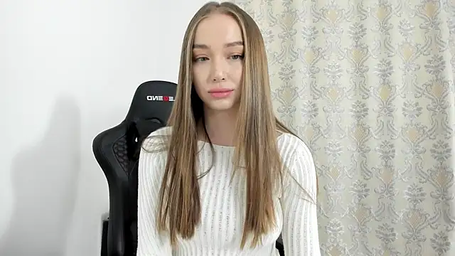 Snapshot of Sweet-bb chatting on October 2025 04:30:02 PM Sweet-bb online show from October 2025 04:30:02 PM