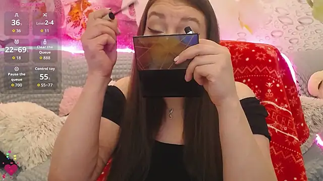 Snapshot of Nataly_cute chatting on November 2025 11:14:02 PM Nataly cute online show from November 2025 11:14:02 PM