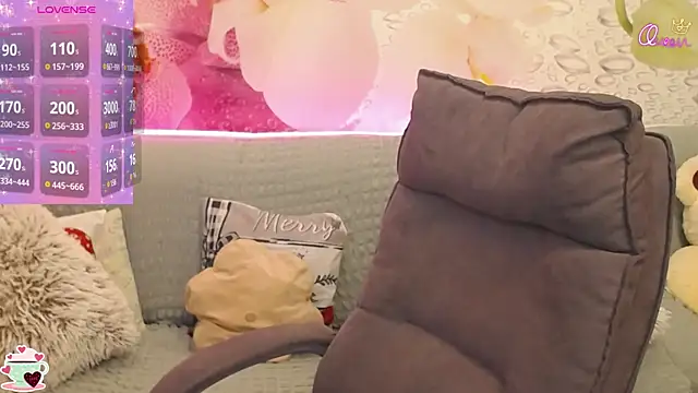 Snapshot of Nataly_cute chatting on January 2026 07:39:01 PM Nataly cute online show from January 2026 07:39:01 PM