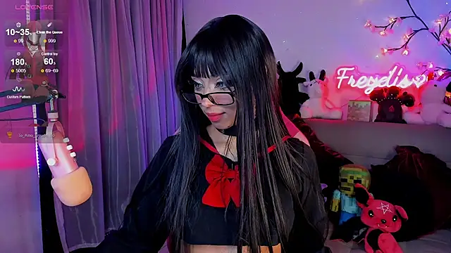 Miss freydis online show from April 2026 06:31:02 AM