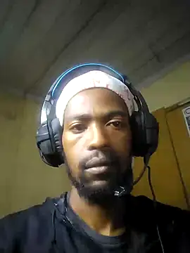 gldnmvsk XO online show from March 2026 08:09:01 PM
