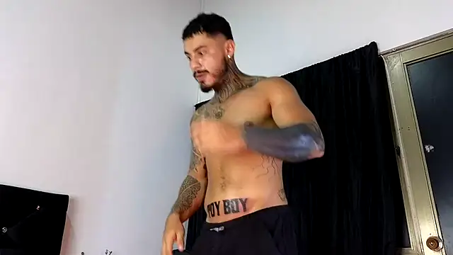 Snapshot of john_cartter1 chatting on February 2025 11:23:01 AM john cartter1 online show from February 2025 11:23:01 AM