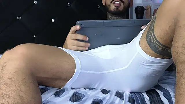 Snapshot of john_cartter1 chatting on February 2025 02:10:02 PM john cartter1 online show from February 2025 02:10:02 PM