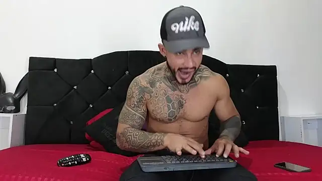 Snapshot of john_cartter1 chatting on March 2025 11:17:01 AM john cartter1 online show from March 2025 11:17:01 AM