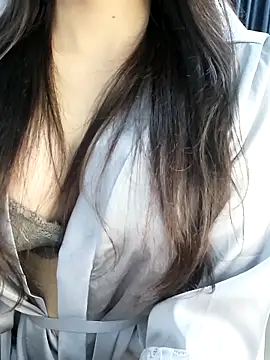  Linez  online show from November 2025 04:40:01 PM