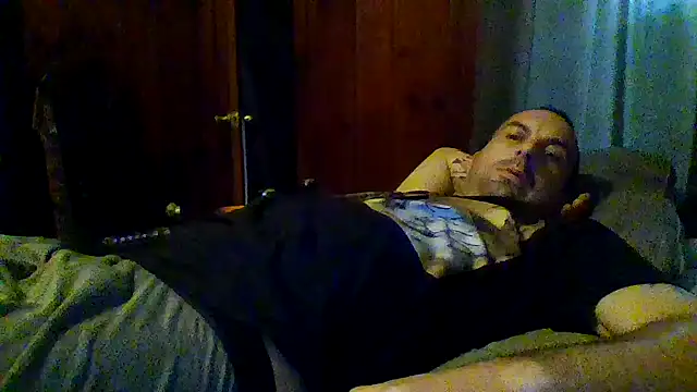 Snapshot of ryan100craige chatting on July 2026 04:37:02 PM ryan100craige online show from July 2026 04:37:02 PM