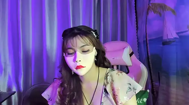 Sugar lipsz online show from March 2025 03:53:02 AM