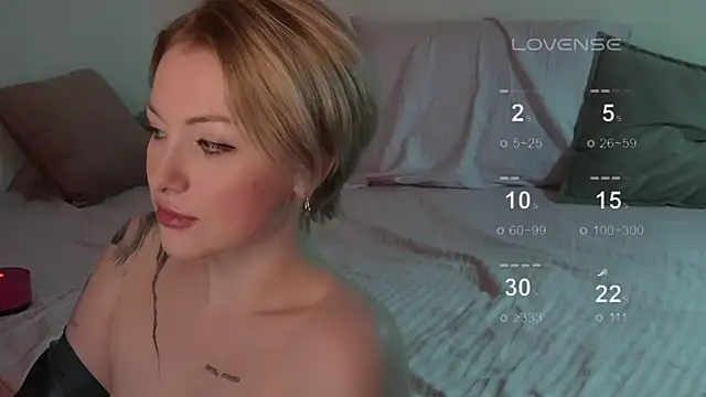 kris69kiss online show from February 2025 03:31:02 PM