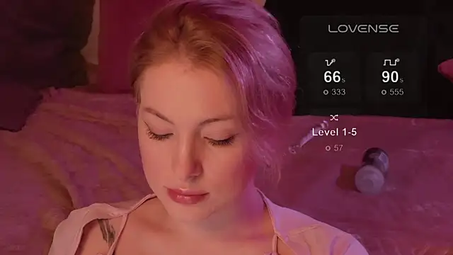 kris69kiss online show from February 2025 02:35:02 PM