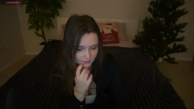 MagicPeachh  online show from January 2026 01:59:02 PM