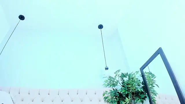 Snapshot of Victoria_Coleman chatting on November 2025 07:26:01 PM Victoria Coleman online show from November 2025 07:26:01 PM