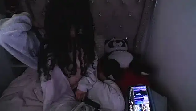 CherieCurl online show from December 2025 07:06:01 AM