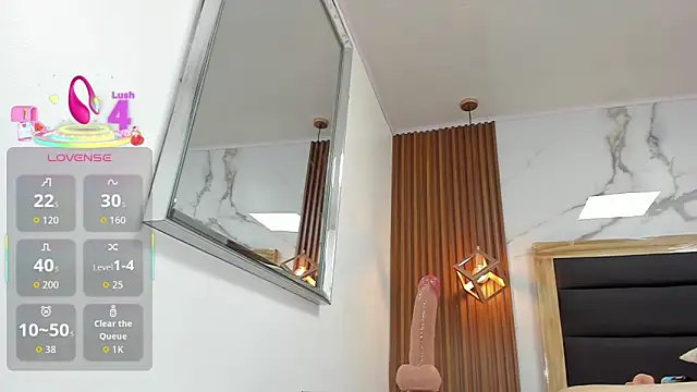 ALICIATARLY online show from April 2026 09:39:33 PM