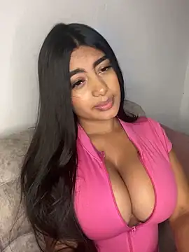 Karla thompson   online show from April 2026 04:28:01 AM