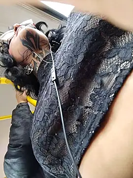 Snapshot of taaylor33 chatting on February 2026 07:17:02 PM taaylor33 online show from February 2026 07:17:02 PM