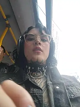 Snapshot of taaylor33 chatting on February 2026 08:43:01 PM taaylor33 online show from February 2026 08:43:01 PM