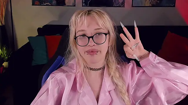 AmayaSakura online show from December 2024 12:20:01 AM