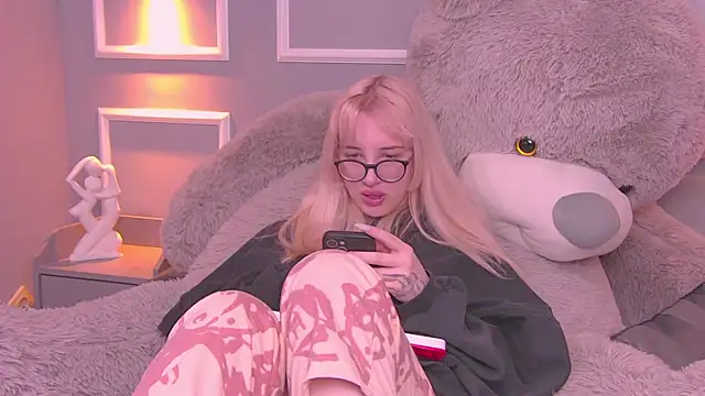 AmayaSakura online show from February 2025 03:48:01 AM