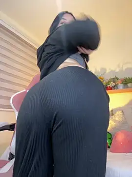 Starliee   online show from November 2025 01:26:01 AM