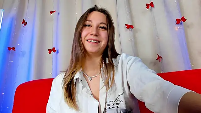 Snapshot of AsyaPink chatting on April 2026 07:45:01 AM AsyaPink online show from April 2026 07:45:01 AM