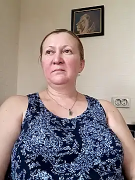 Snapshot of blondyaguar chatting on December 2024 09:32:02 AM blondyaguar online show from December 2024 09:32:02 AM