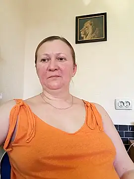 Snapshot of blondyaguar chatting on February 2025 01:36:01 PM blondyaguar online show from February 2025 01:36:01 PM