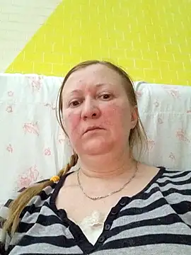 Snapshot of blondyaguar chatting on February 2026 03:30:01 PM blondyaguar online show from February 2026 03:30:01 PM